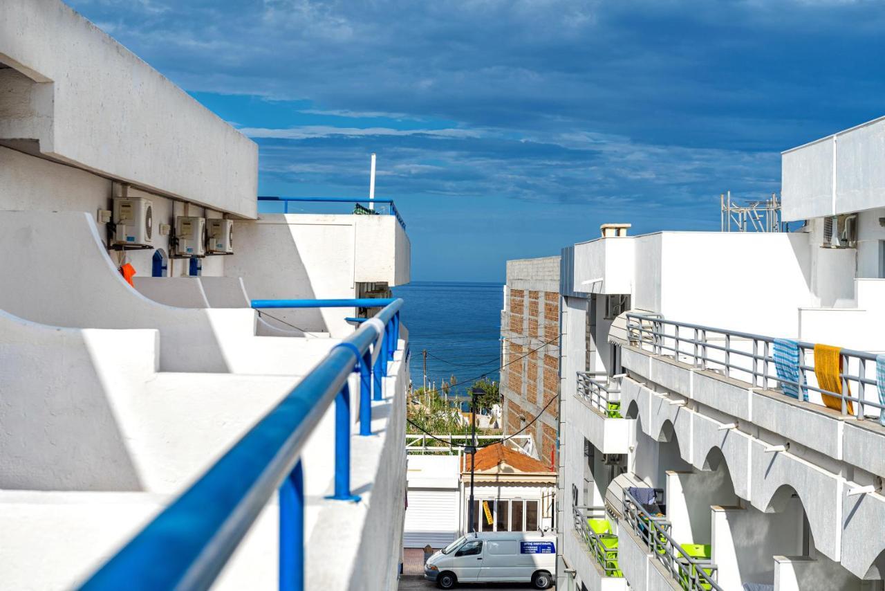 הרסוניסוס Hotel Iro מראה חיצוני תמונה