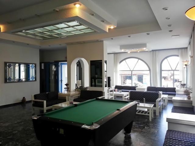 הרסוניסוס Hotel Iro מראה חיצוני תמונה
